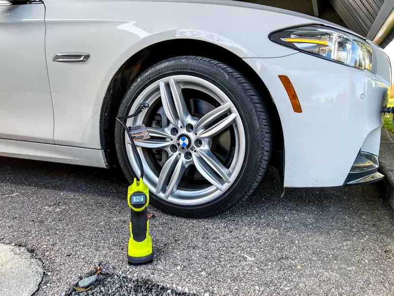 bmw 535i getting tire air filled up