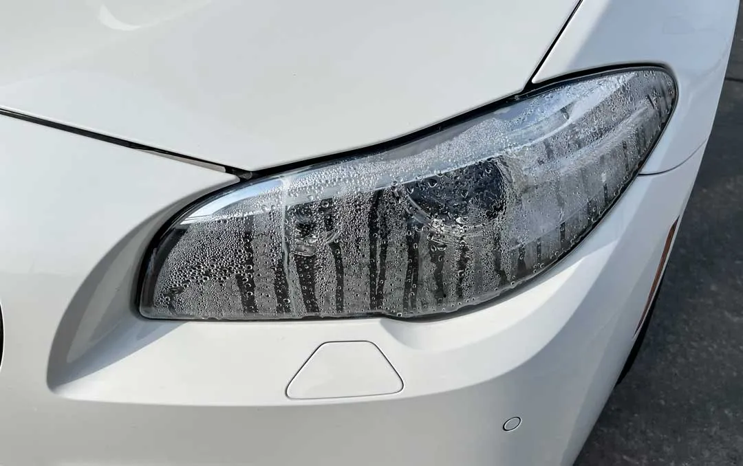 Cover for BMW F10 Headlight Condensation Repair