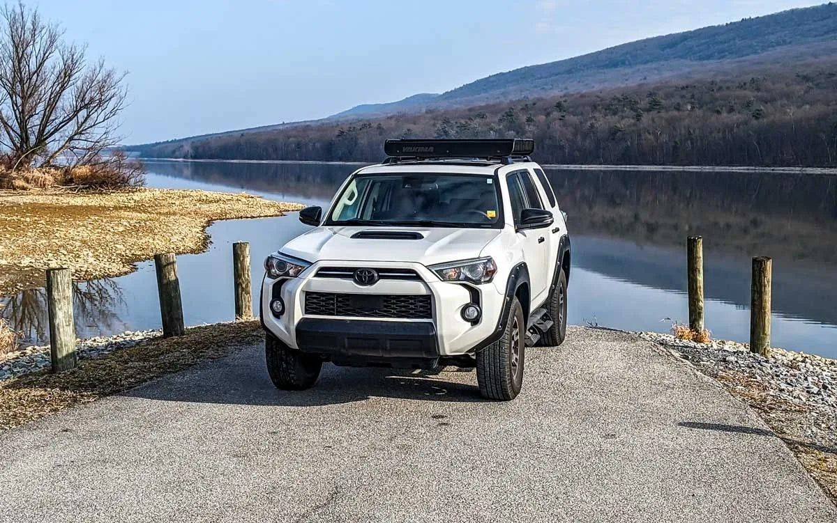 Michelin Defender tire testing on dry pavement