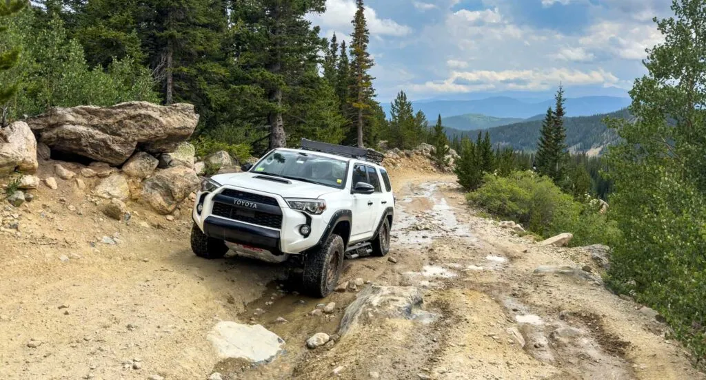 testing falken wildpeak at4w tires on an off-road trail with medium difficulty